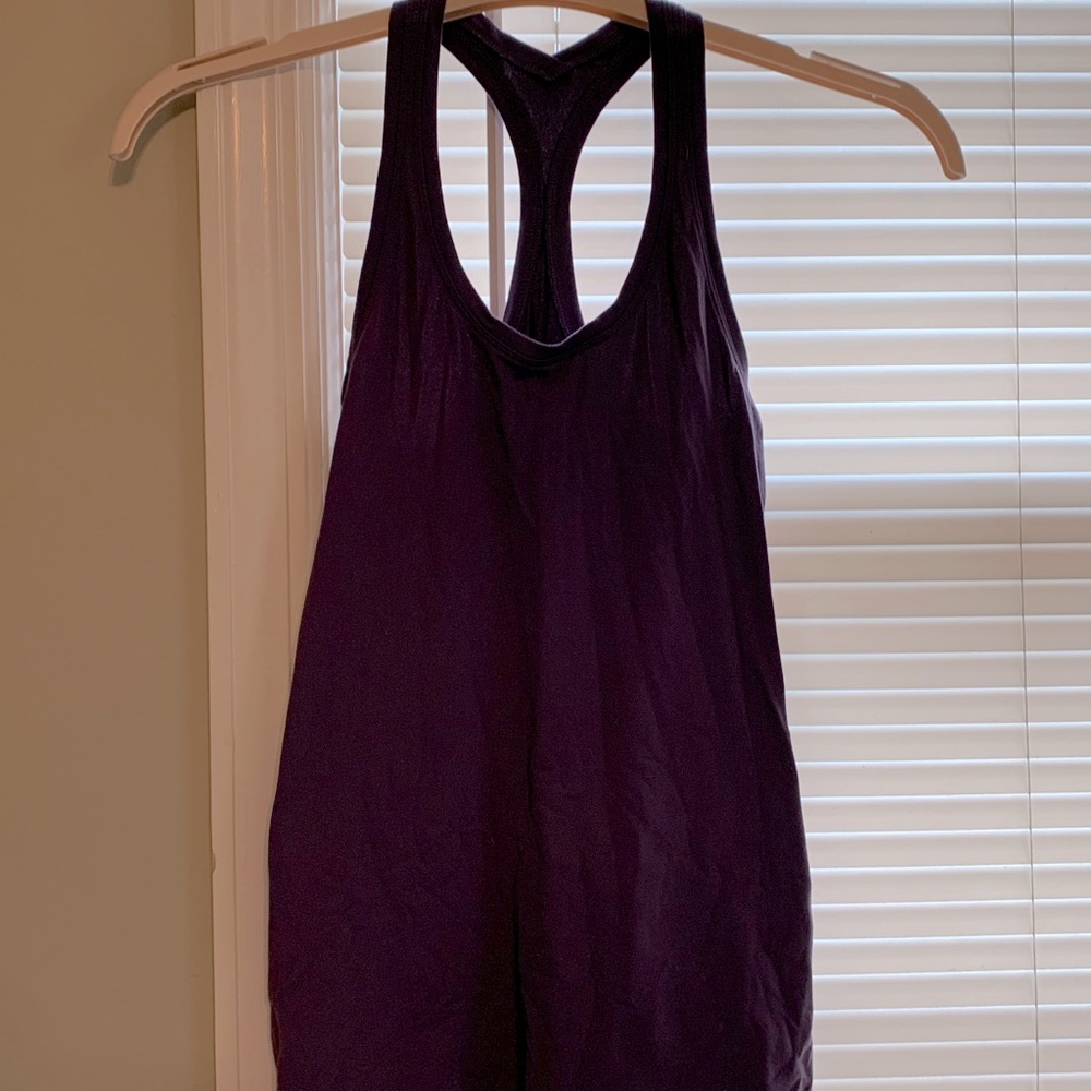 Lululemon tank